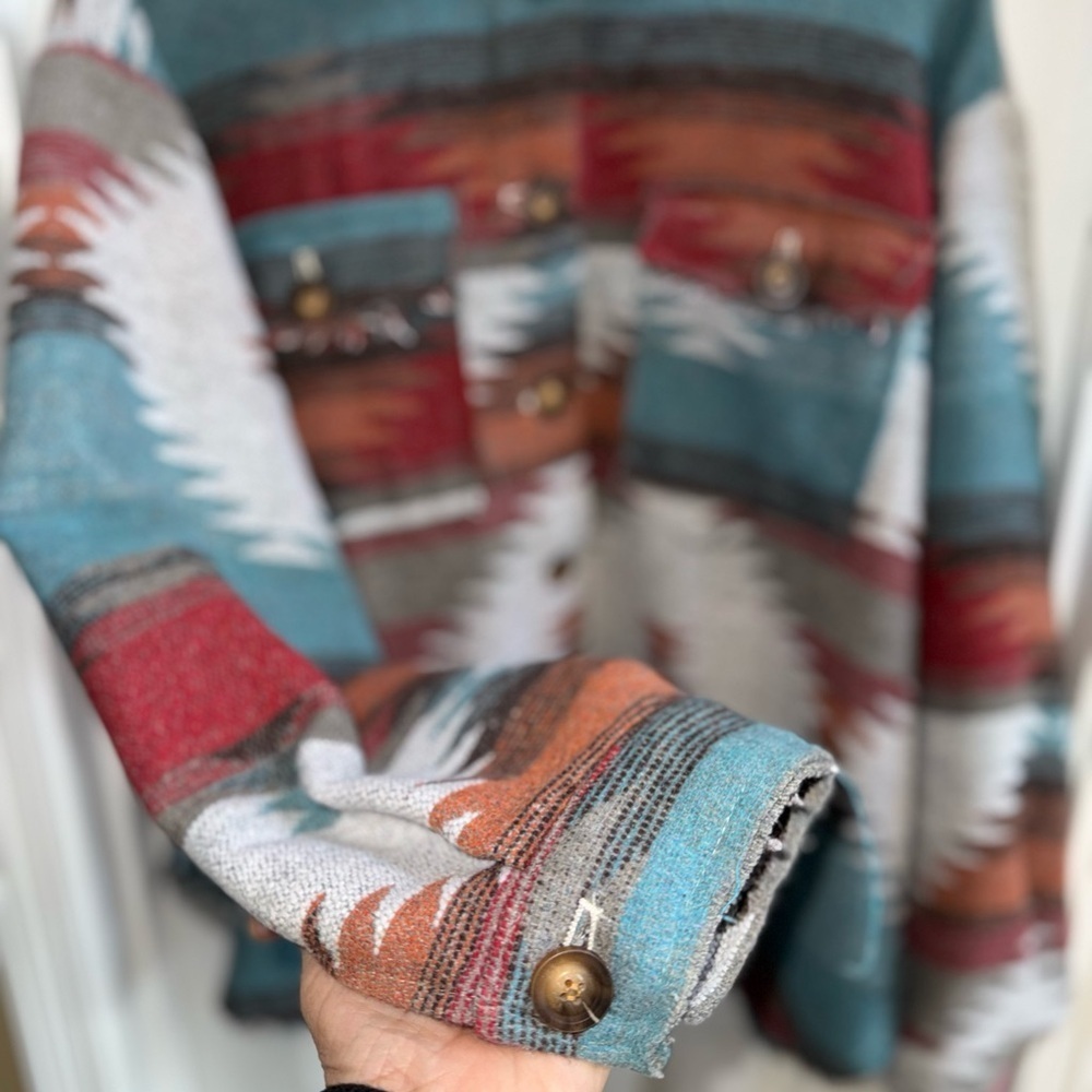 Southwestern Aztec Native Shacket Women’s 1X Western Raw Hem Long Sleeve Comfy - Picture 3 of 8